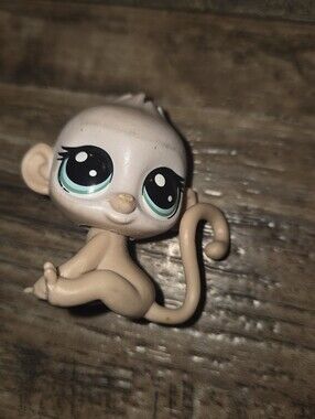 Littlest Pet Shop Authentic LPS Mimsy Monkeyford Monkey Green Eyes Cream